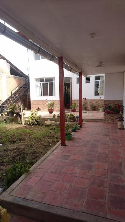 Casa Hospedaje Teresita Chachapoyas Esterno foto