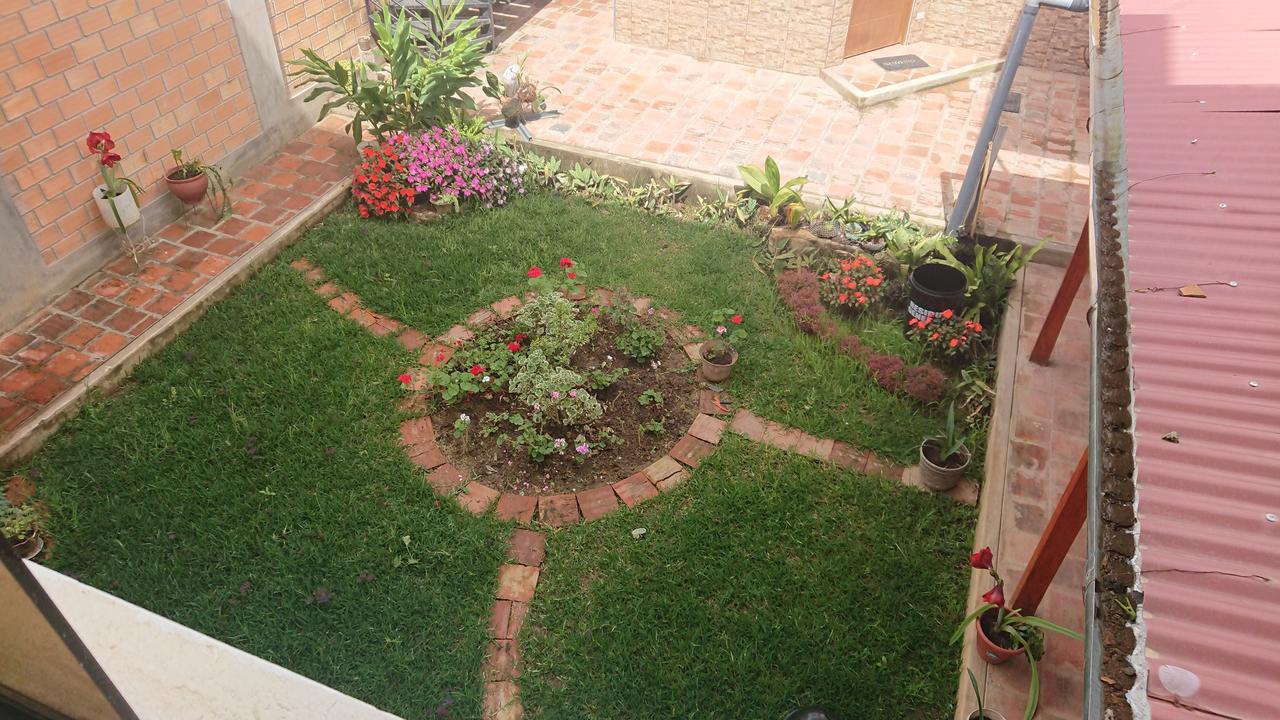 Casa Hospedaje Teresita Chachapoyas Esterno foto